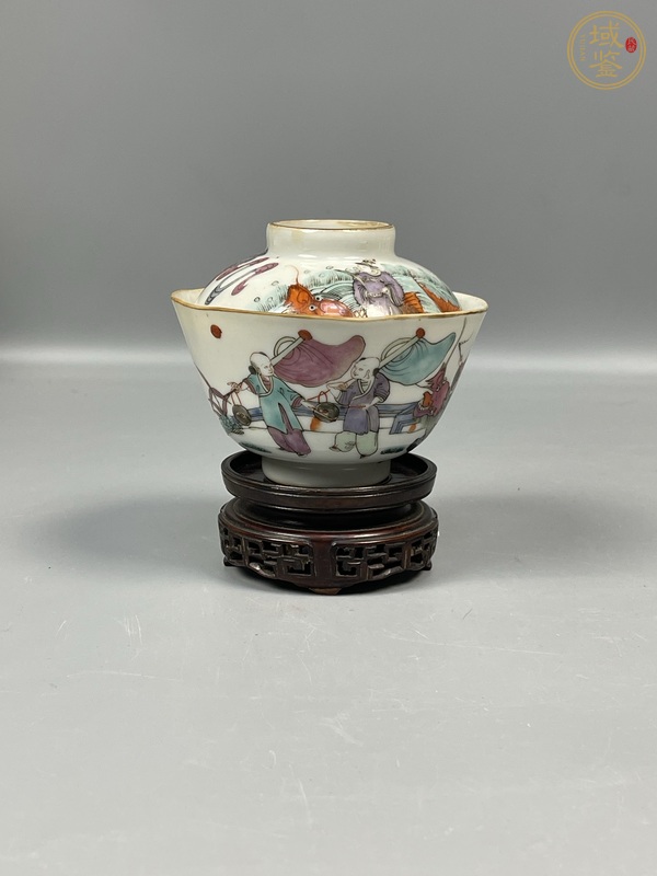 古玩陶瓷粉彩人物故事紋蓋碗真品鑒賞圖