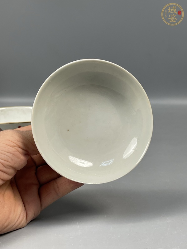 古玩陶瓷粉彩人物故事紋蓋碗真品鑒賞圖