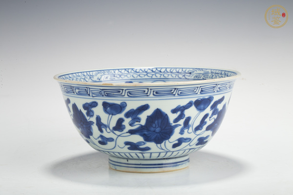 古玩清康熙·青花纏枝花卉紋碗真品鑒賞圖