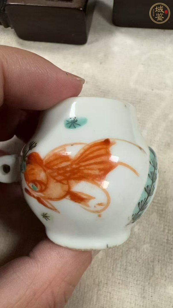 古玩陶瓷清同治 粉彩魚(yú)藻紋鳥(niǎo)食罐真品鑒賞圖