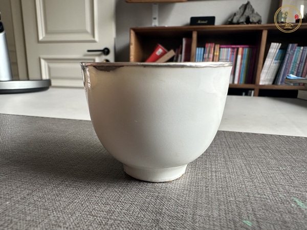 古玩陶瓷白釉杯真品鑒賞圖