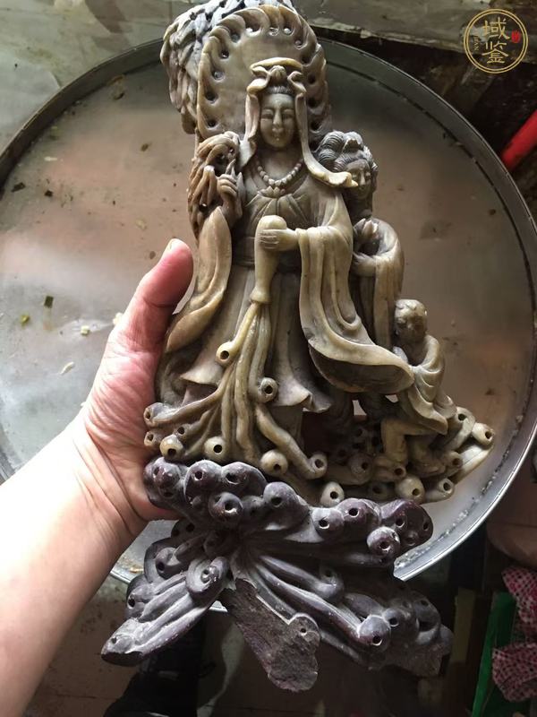 古玩玉器青田石雕“觀音”擺件真品鑒賞圖