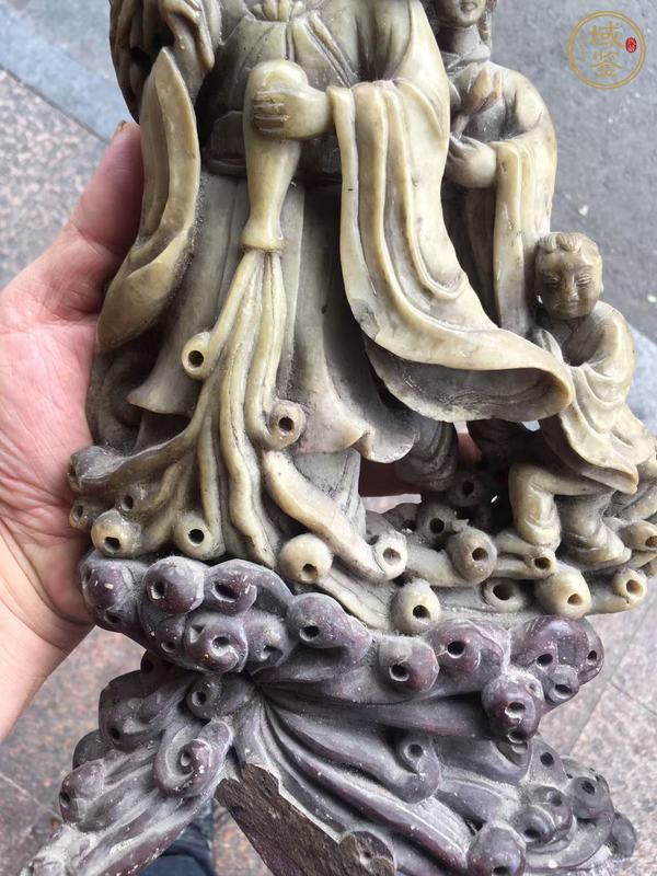 古玩玉器青田石雕“觀音”擺件真品鑒賞圖