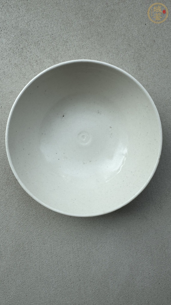 古玩陶瓷碗真品鑒賞圖