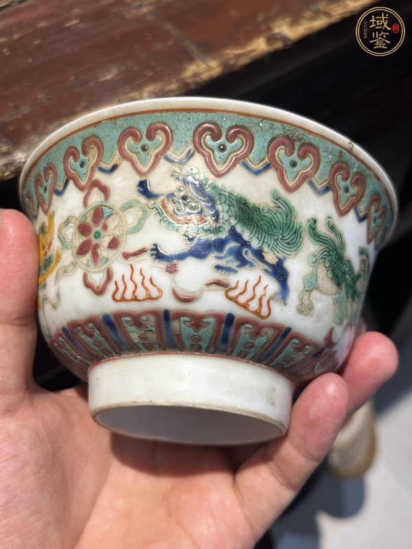 古玩陶瓷粉彩茶碗真品鑒賞圖