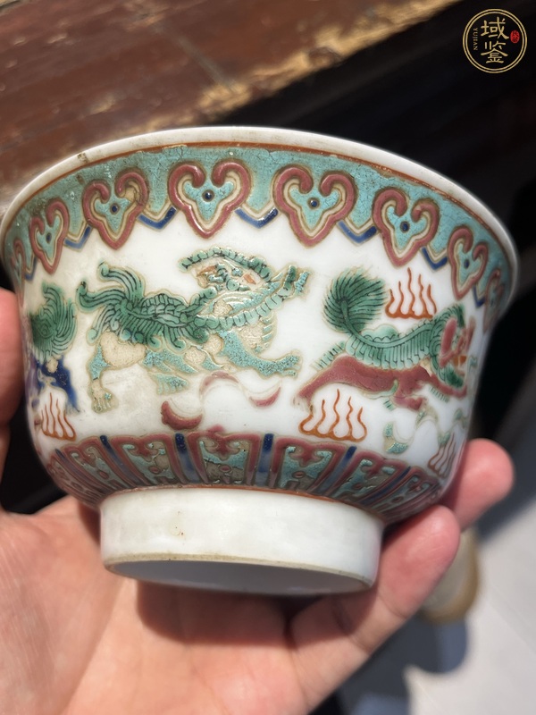 古玩陶瓷粉彩茶碗真品鑒賞圖