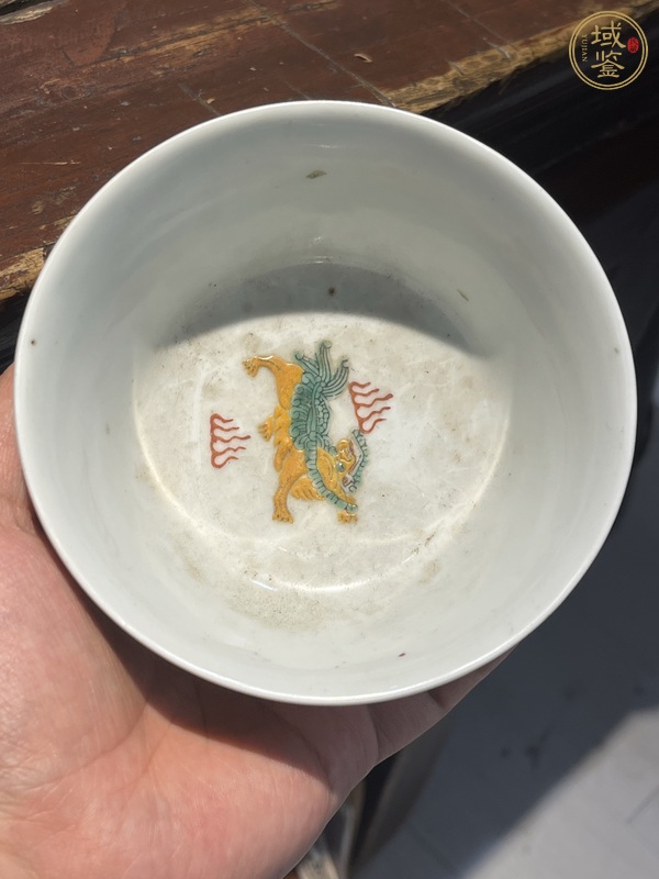 古玩陶瓷粉彩茶碗真品鑒賞圖