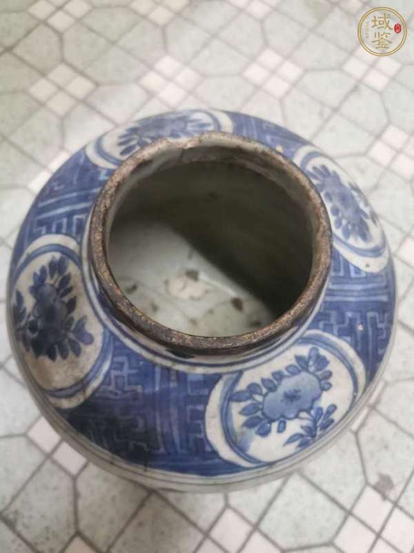 古玩陶瓷青花花鳥(niǎo)紋罐真品鑒賞圖