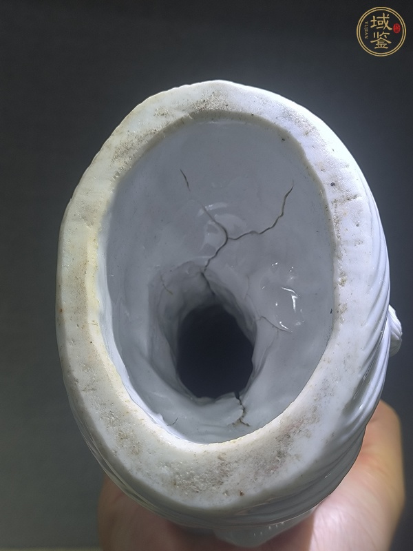 古玩陶瓷德化窯觀音塑像真品鑒賞圖