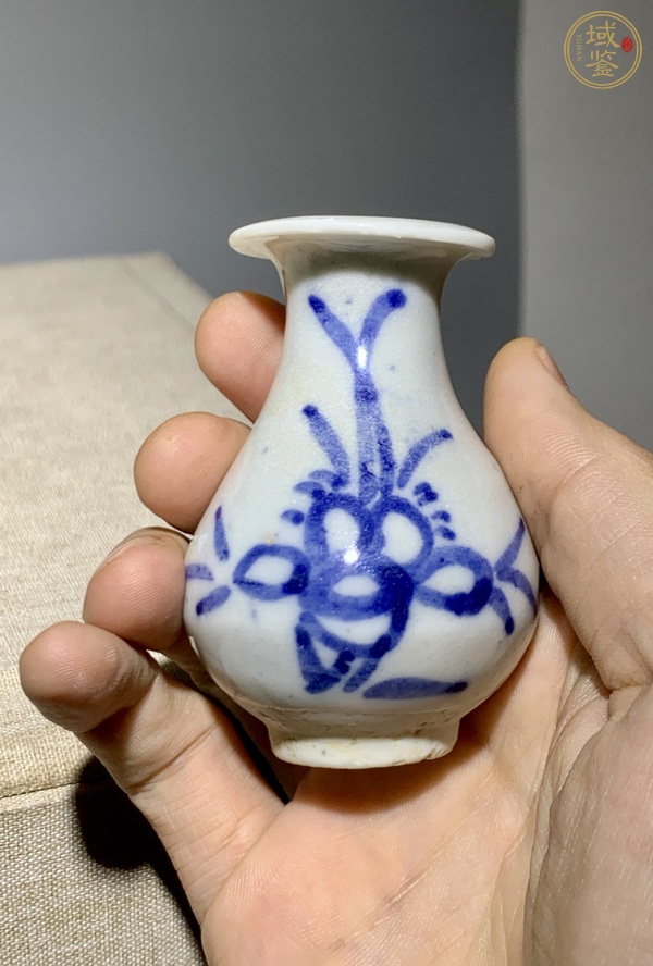 古玩陶瓷青花花卉紋玉壺春瓶真品鑒賞圖