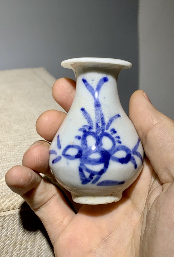 古玩陶瓷青花花卉紋玉壺春瓶拍賣(mài)，當(dāng)前價(jià)格800元