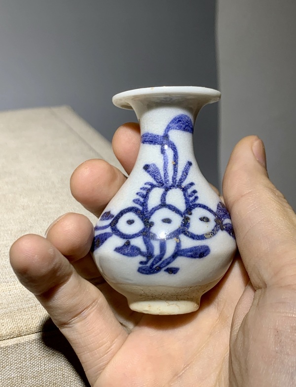 古玩陶瓷青花花卉紋玉壺春瓶拍賣(mài)，當(dāng)前價(jià)格800元