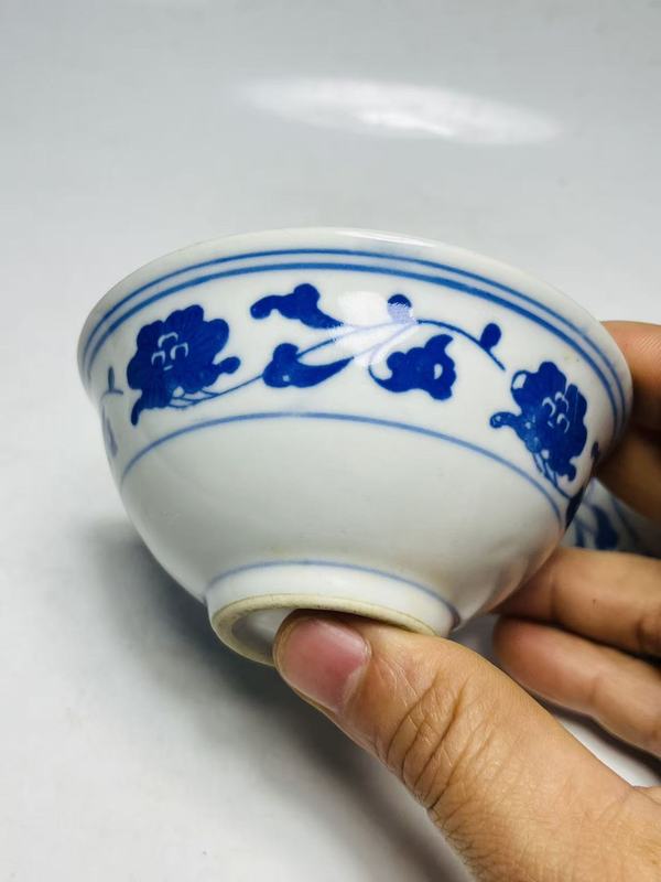 古玩陶瓷青花纏枝花卉紋茶碗一對(duì)拍賣，當(dāng)前價(jià)格0元