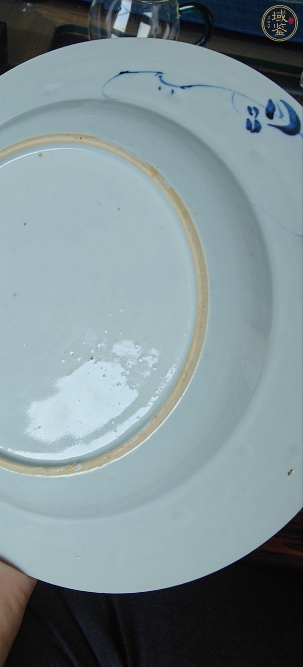 古玩陶瓷花卉紋青花盤真品鑒賞圖