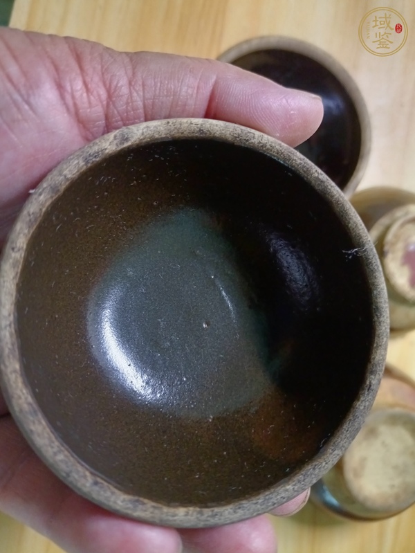 古玩陶瓷黑釉茶碗真品鑒賞圖