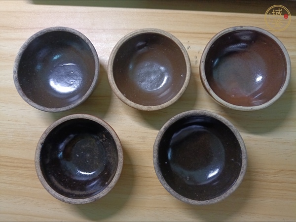 古玩陶瓷黑釉茶碗真品鑒賞圖
