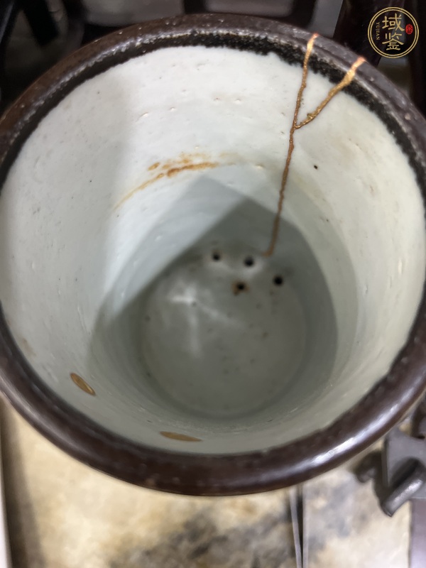 古玩陶瓷花鳥紋五彩筆筒真品鑒賞圖