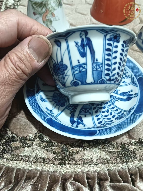 古玩陶瓷青花杯碟真品鑒賞圖