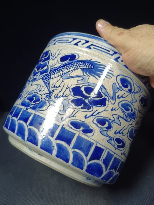 古玩陶瓷清中晚期細路青花二龍戲珠特大號爐尺寸直徑23cm高19.5cm拍賣，當前價格2888元