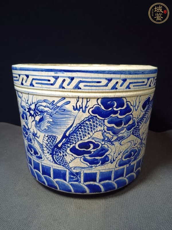 古玩陶瓷龍紋青花香爐真品鑒賞圖