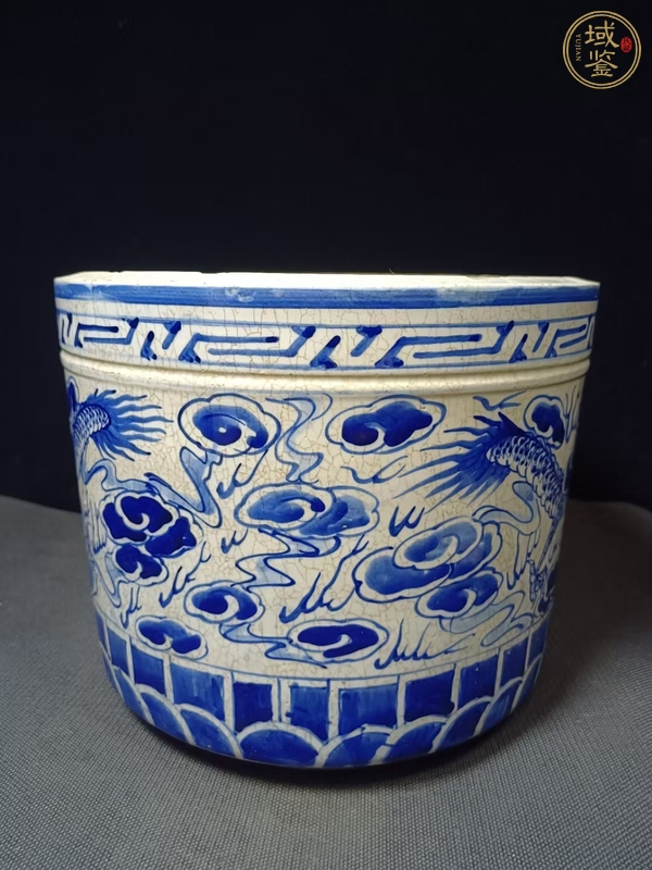 古玩陶瓷龍紋青花香爐真品鑒賞圖