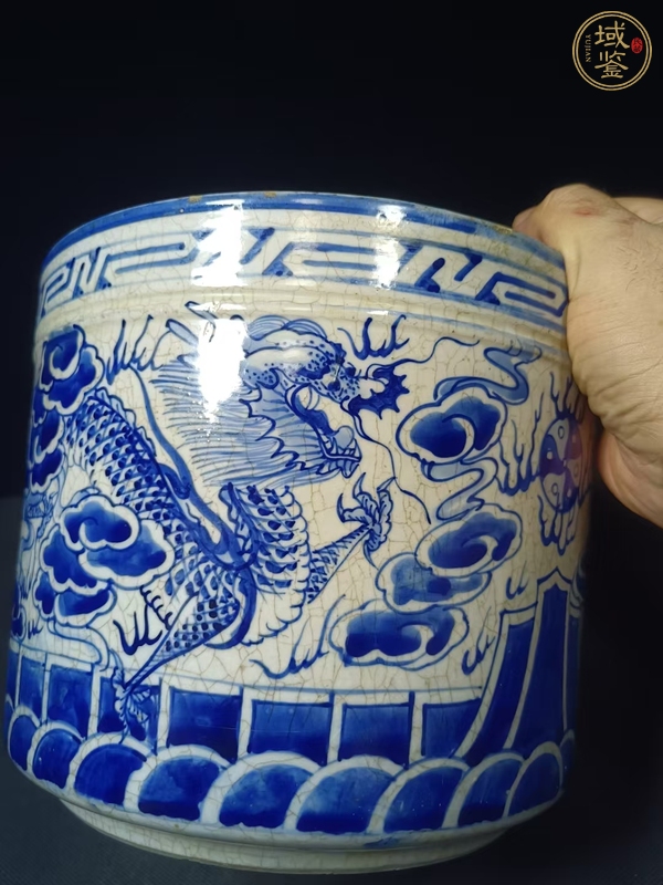 古玩陶瓷龍紋青花香爐真品鑒賞圖