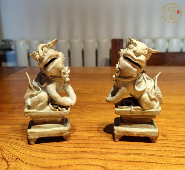 古玩宋元時(shí)期青白釉獅子塑像真品鑒賞圖