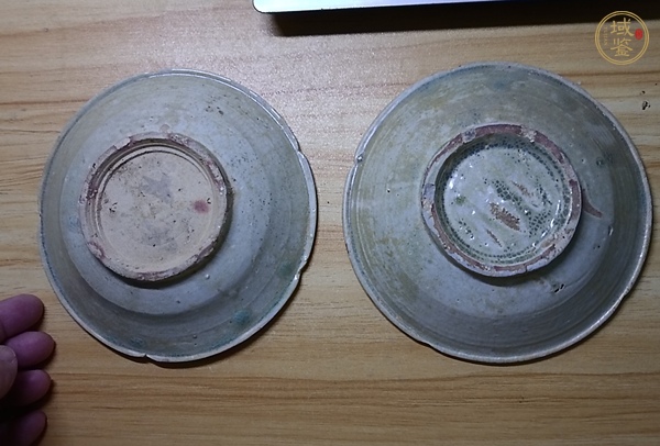 古玩陶瓷越窯青瓷盤(pán)真品鑒賞圖