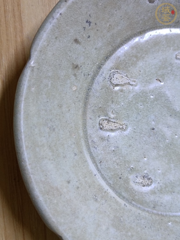 古玩陶瓷越窯青瓷盤(pán)真品鑒賞圖