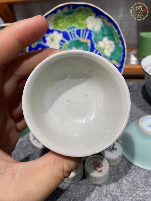 古玩陶瓷文字杯真品鑒賞圖