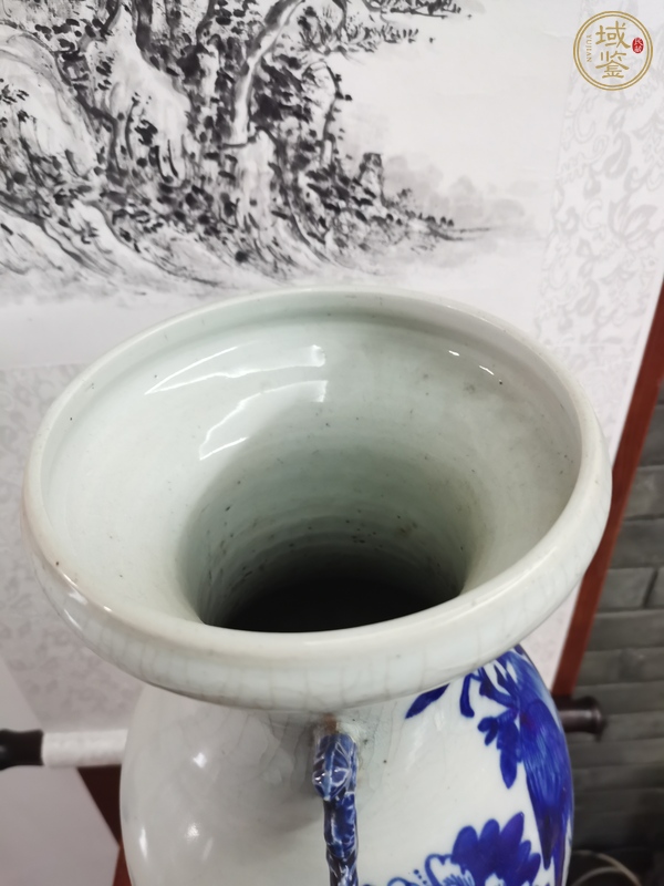 古玩陶瓷花鳥紋青花瓶真品鑒賞圖