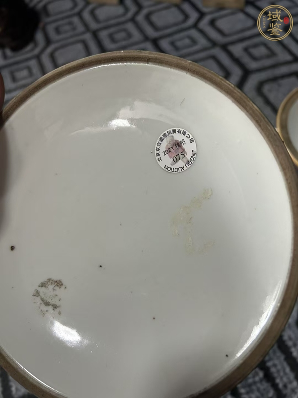 古玩高足暖鍋真品鑒賞圖