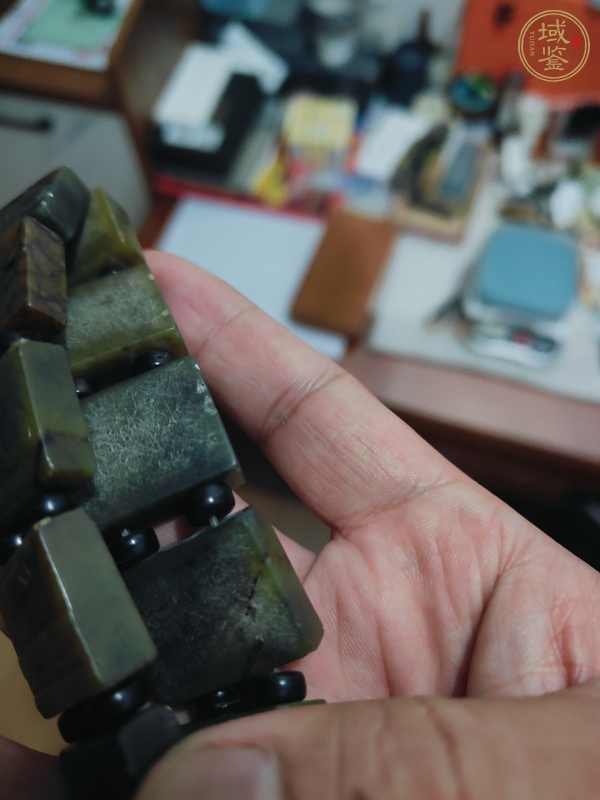 古玩玉器地方玉雕“獸面紋”手排真品鑒賞圖