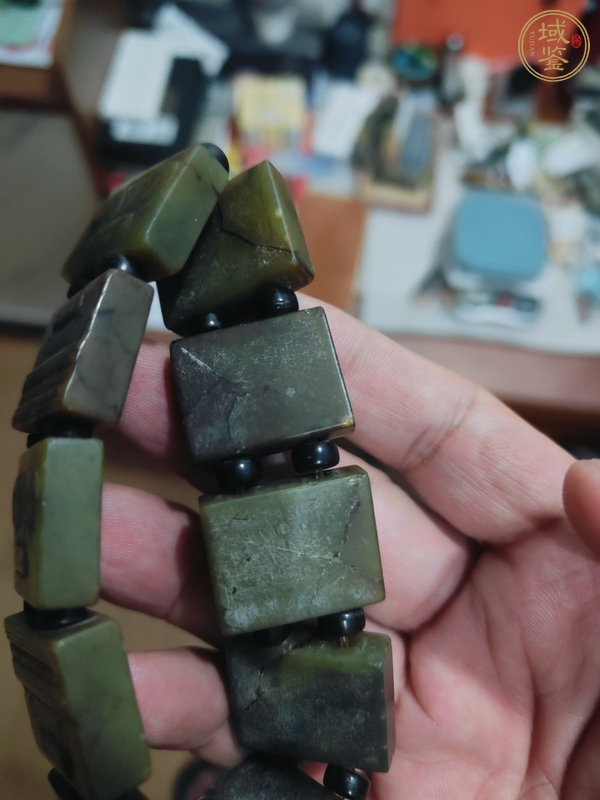 古玩玉器地方玉雕“獸面紋”手排真品鑒賞圖