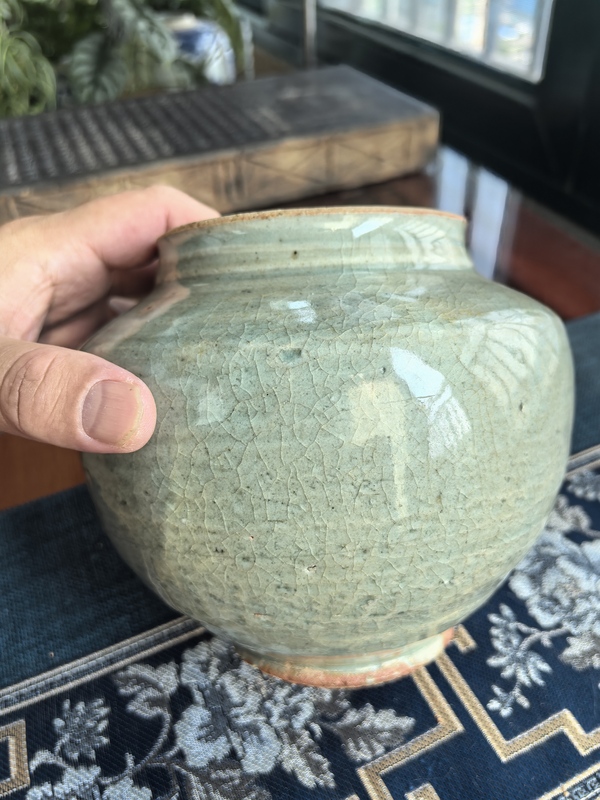 古玩陶瓷元末明初·龍泉青瓷罐拍賣(mài)，當(dāng)前價(jià)格3666元