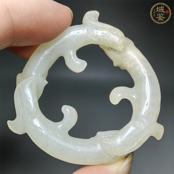 古玩玉器和田玉雕“龍鳳紋環(huán)”真品鑒賞圖