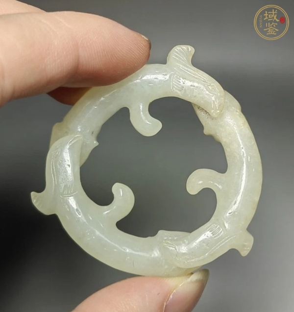 古玩玉器和田玉雕“龍鳳紋環(huán)”真品鑒賞圖