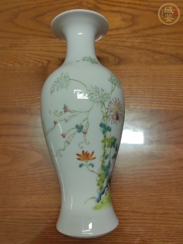 古玩陶瓷花卉紋粉彩觀音瓶真品鑒賞圖
