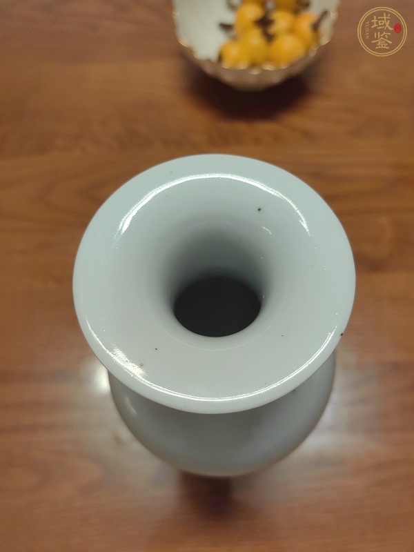古玩陶瓷花卉紋粉彩觀音瓶真品鑒賞圖
