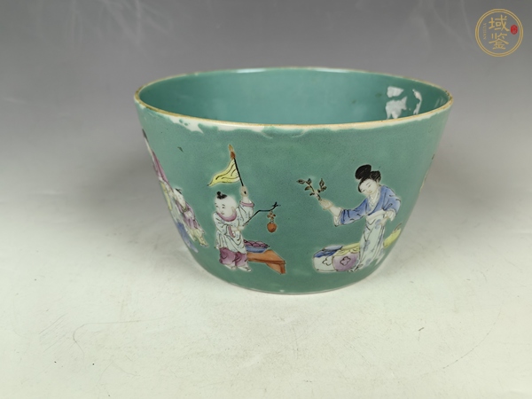 古玩陶瓷民國(guó)松石綠粉彩仕女?huà)霊蛴螆@文房水呈真品鑒賞圖