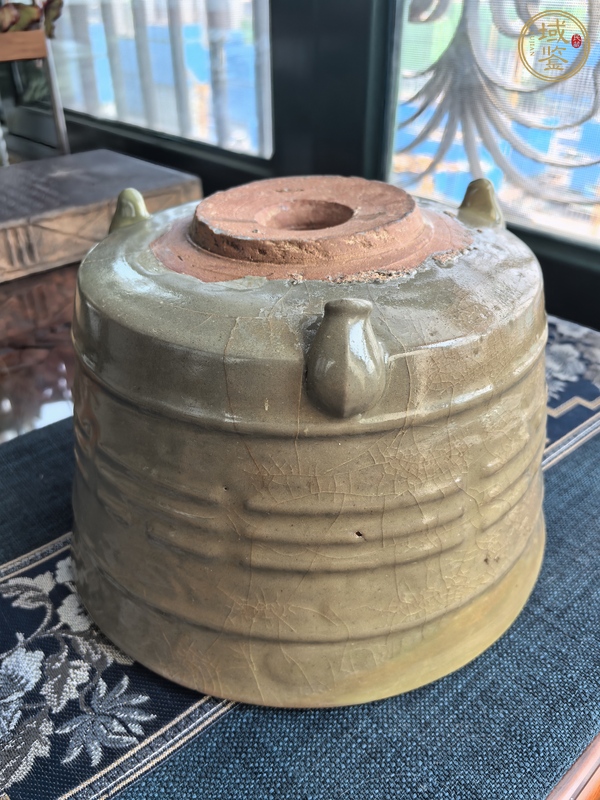 古玩陶瓷龍泉青瓷香爐真品鑒賞圖