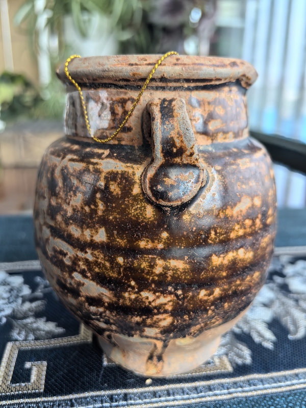 古玩陶瓷唐代·宣州窯醬釉罐拍賣，當(dāng)前價(jià)格3300元