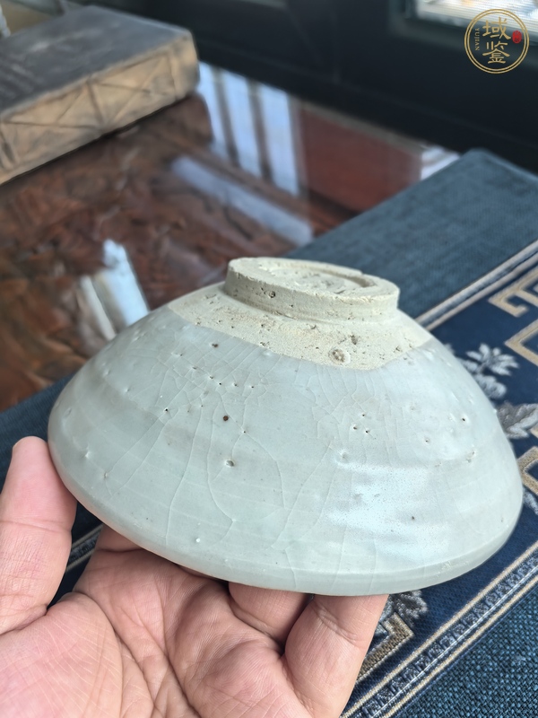 古玩陶瓷卵白釉碗真品鑒賞圖