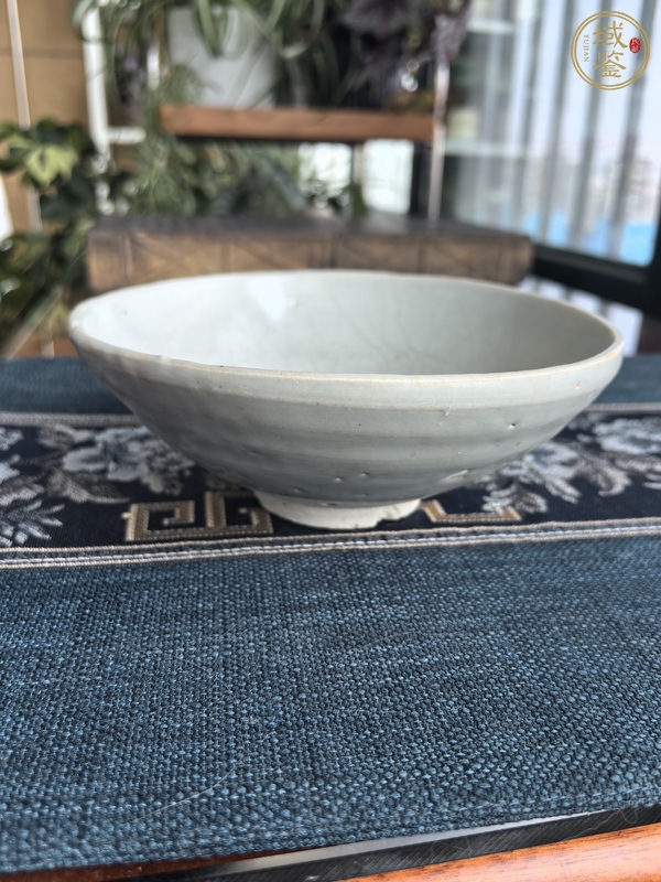古玩陶瓷卵白釉碗真品鑒賞圖