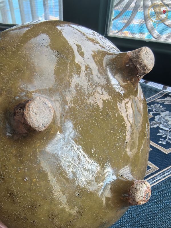 古玩陶瓷鱔魚黃釉三足雙耳爐真品鑒賞圖