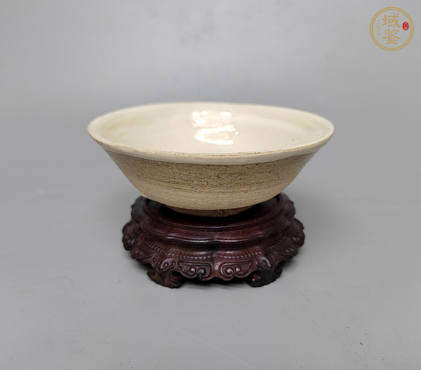 古玩陶瓷磁州窯白釉碗真品鑒賞圖