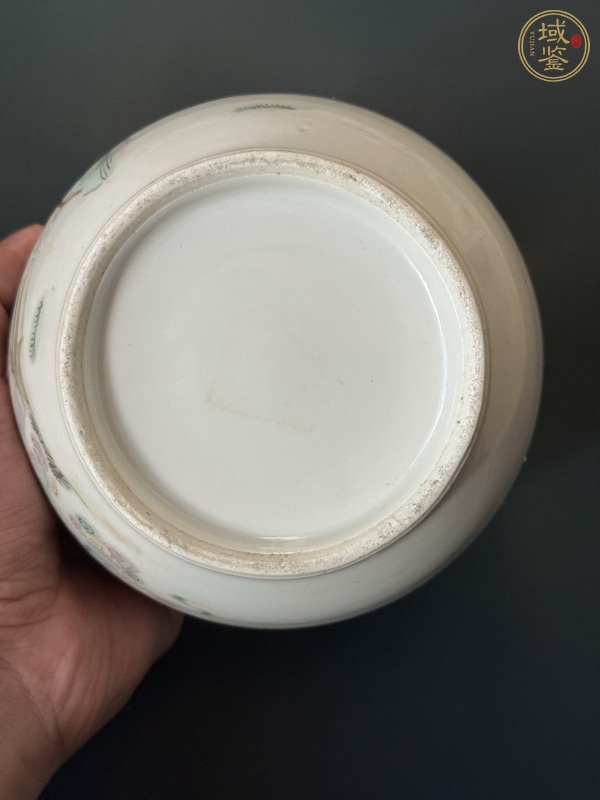 古玩陶瓷人物紋粉彩蓋缸真品鑒賞圖
