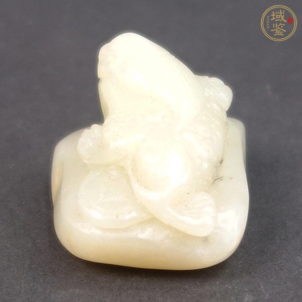 古玩玉器和田玉雕“金蟾”擺件真品鑒賞圖
