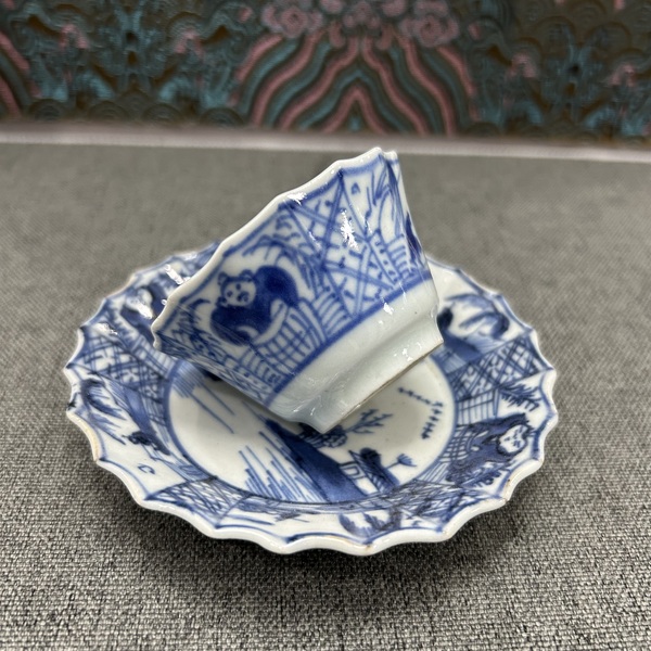 古玩陶瓷清康熙青花漁家樂紋杯碟拍賣,當前價格2200元