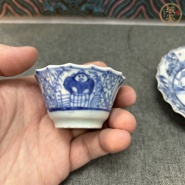 古玩陶瓷青花漁家樂紋杯碟真品鑒賞圖